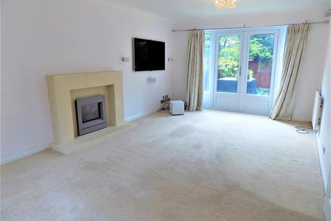 4 bedroom detached house to rent, Barberry Close, Fleet GU52