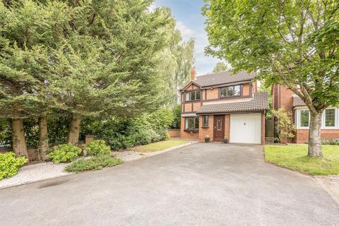 4 bedroom detached house for sale, Swindon Road, Wall Heath, DY6 0AL