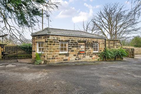 1 bedroom bungalow for sale, Wetherby Road, Scarcroft, Leeds, West Yorkshire, LS14