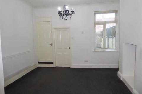 3 bedroom terraced house to rent, Cooper Road, Grimsby