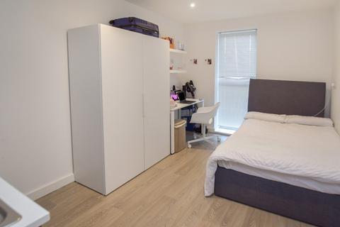 Studio for sale, London Road, Newcastle-Under-Lyme ST5