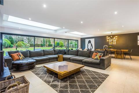 Glades Byslips Road, Studham, Dunstable, LU6 2ND