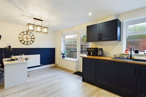 15 Barton Road, Tilehurst, Reading, RG31 5NJ