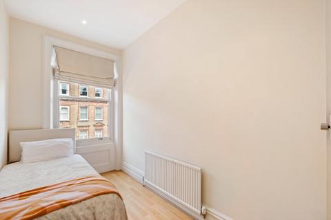 2 bedroom flat to rent, Rosary Gardens, South Kensington, London