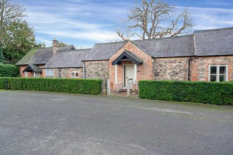 2 bedroom terraced bungalow for sale, Garats Hay, Loughborough LE12