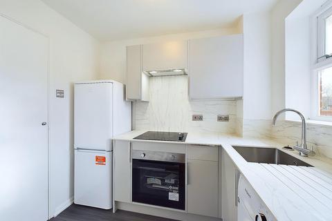 Studio to rent, Macmillan Way, Tooting Bec