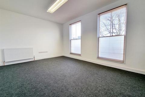 Serviced office to rent, Windmill Street, Gravesend