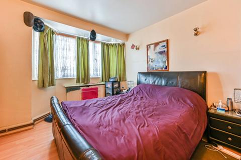 54a Allerford Road, London, SE6 3DF