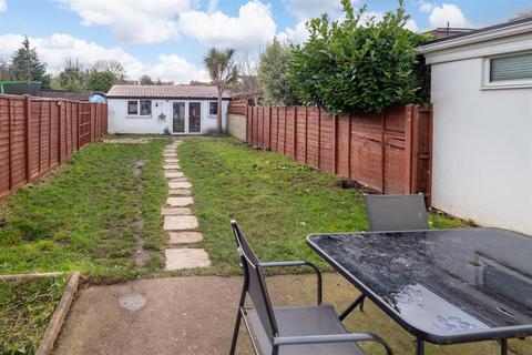 3 bedroom semi-detached house for sale, Westmead Road, Sutton