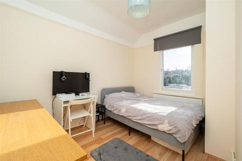 65 Westmead Road, Sutton, SM1 4JG