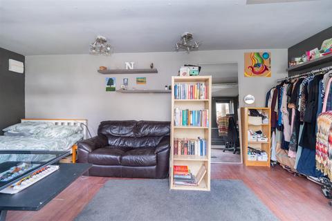 65 Westmead Road, Sutton, SM1 4JG