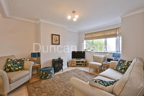 3 bedroom semi-detached house for sale, Mutton Lane, Potters Bar EN6