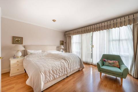 undefined, Bulmer Mews, Notting Hill Gate, London, W11