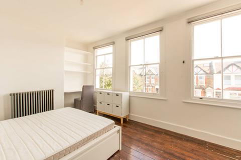 3 bedroom house to rent, Eldon Road, Wood Green, London, N22