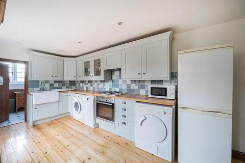 2 bedroom end of terrace house for sale, Cardington Road, Bedford