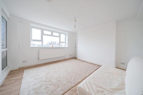 3 bedroom flat for sale, Penrose Street, Kennington