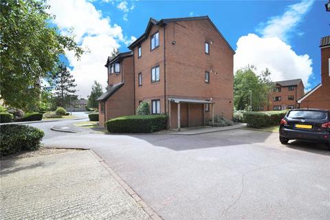 2 bedroom apartment for sale, Courtlands Close, Watford WD24