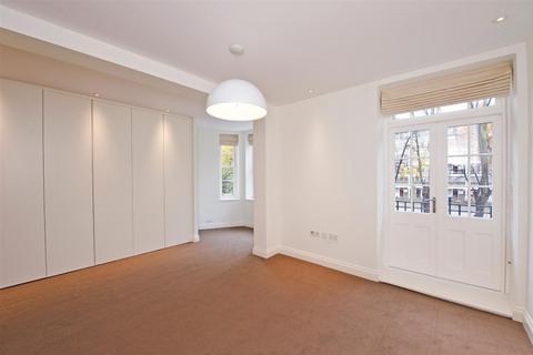 3 bedroom flat to rent, Lincoln Court, Maida Vale, London, W9