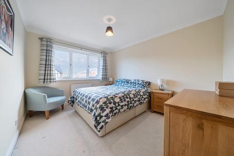 104 Elliott Avenue, Ruislip, HA4 9LZ