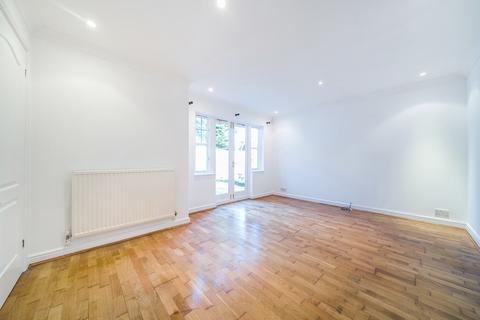 3 bedroom detached house for sale, Elliott Avenue, Ruislip, Middlesex