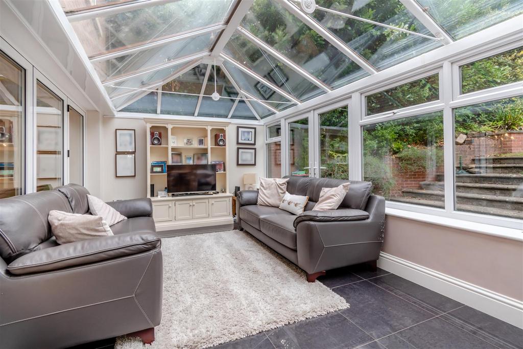 8617454-interior32.jpg
