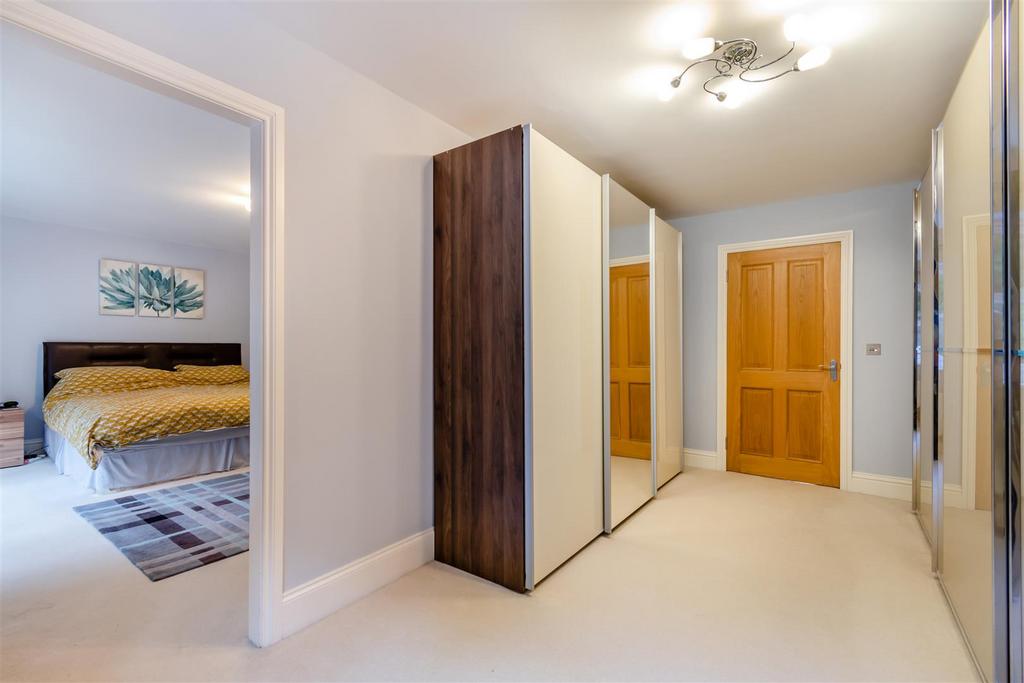 8617454-interior16.jpg