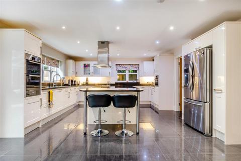 6 bedroom detached house for sale, Church Drive, Ravenshead