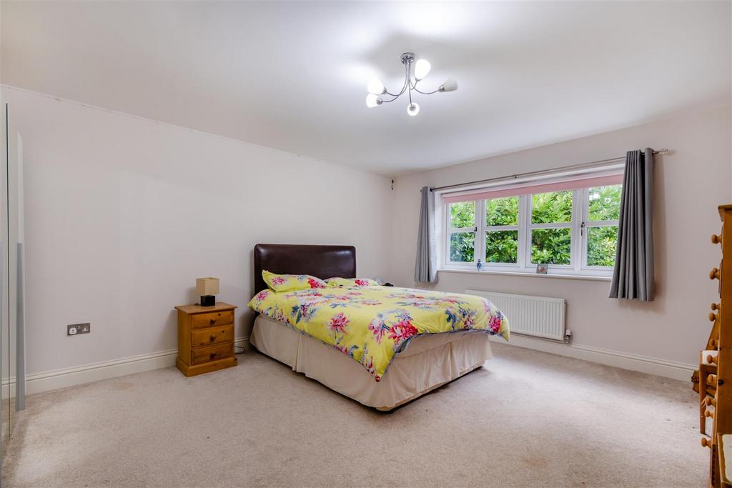 8617454-interior14.jpg