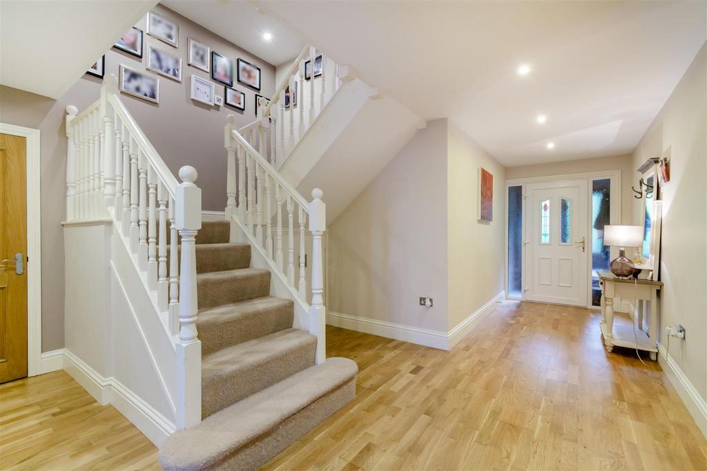 8617454-interior34.jpg