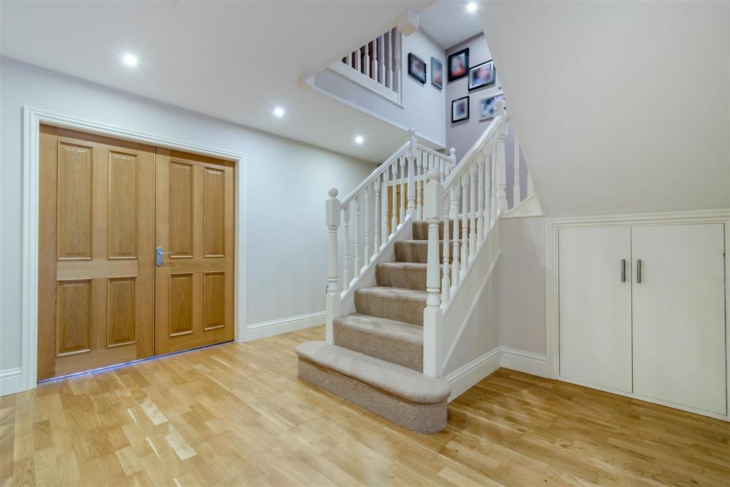 8617454-interior37.jpg