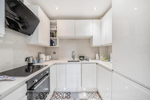 2 bedroom flat for sale, Brocade Court,  Colindeep Lane,  NW9