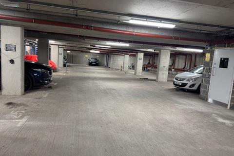 Parking to rent, Cheshire Street, London, E2