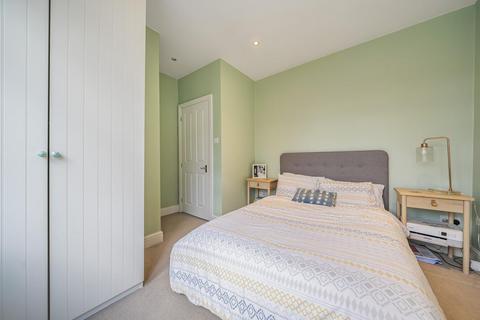 2 bedroom flat for sale, Woodbourne Avenue, Streatham