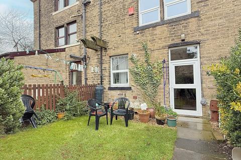 4 bedroom terraced house for sale, Stone Hall Road, Eccleshill, Bradford, BD2