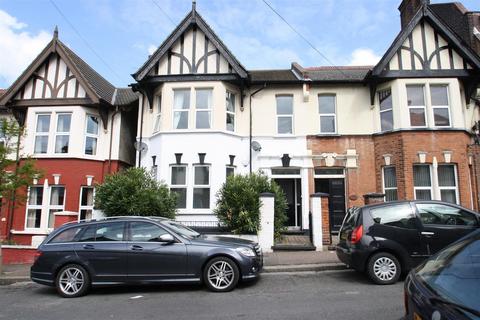 Winton Avenue, Westcliff On Sea, Essex