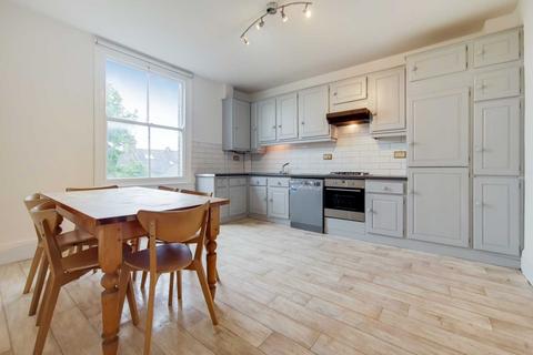 3 bedroom maisonette to rent, Gresley Road, London N19