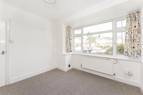 3 bedroom end of terrace house for sale, Lee Road, Perivale UB6