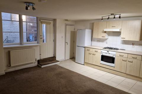 Studio to rent, 247 Baker Street, London NW1