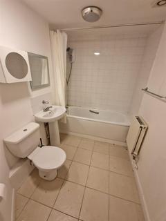 Studio to rent, 247 Baker Street, London NW1