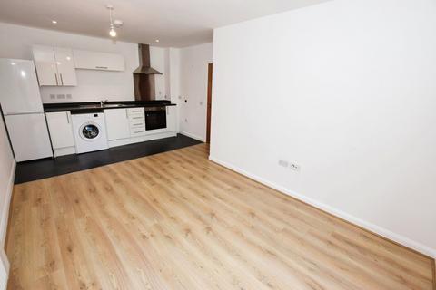 2 bedroom flat to rent, Medlock Place, Droylsden, Manchester, M43