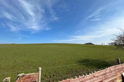 2 bedroom detached bungalow to rent, Thornhill Rise, Portslade, Brighton