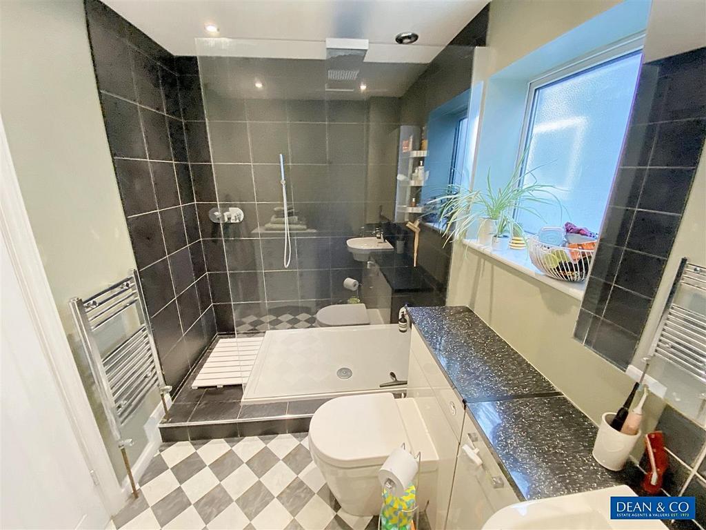 Shower room (formerly bathroom)