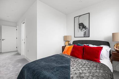 1, Pearsall Terrace, 16d Highfield Hill, London, SE19 3PS