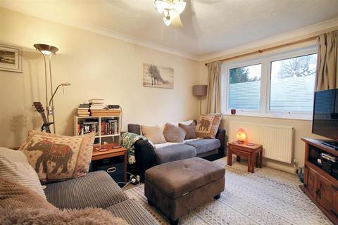 2 bedroom flat for sale, Old Lakenham Hall Drive, Norwich