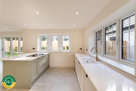 4 bedroom detached house for sale, Whispering Pines, The Sycamores, off York Road, Scawthorpe