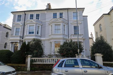 2 bedroom flat to rent, Pevensey Road, St. Leonards-On-Sea