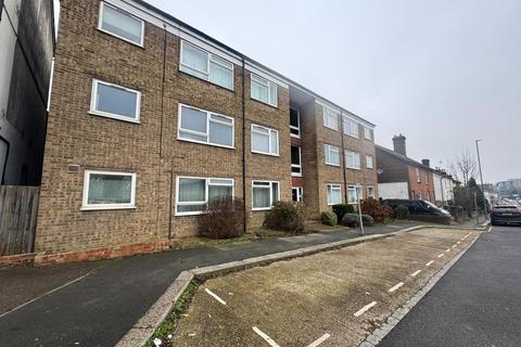 1 bedroom apartment to rent, Brighton Road, Redhill, Surrey, RH1