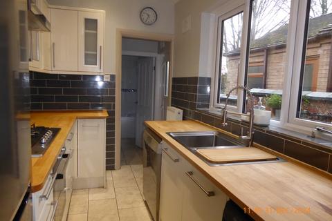 2 bedroom terraced house to rent, Victoria Street, Stoke-on-Trent ST4