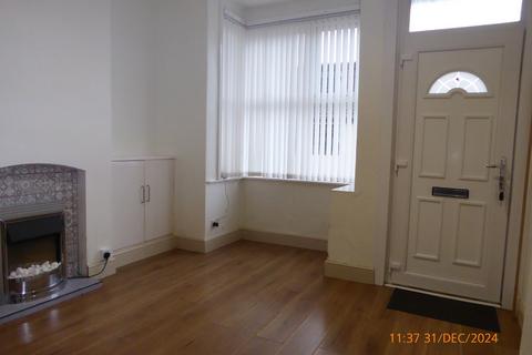 2 bedroom terraced house to rent, Victoria Street, Stoke-on-Trent ST4