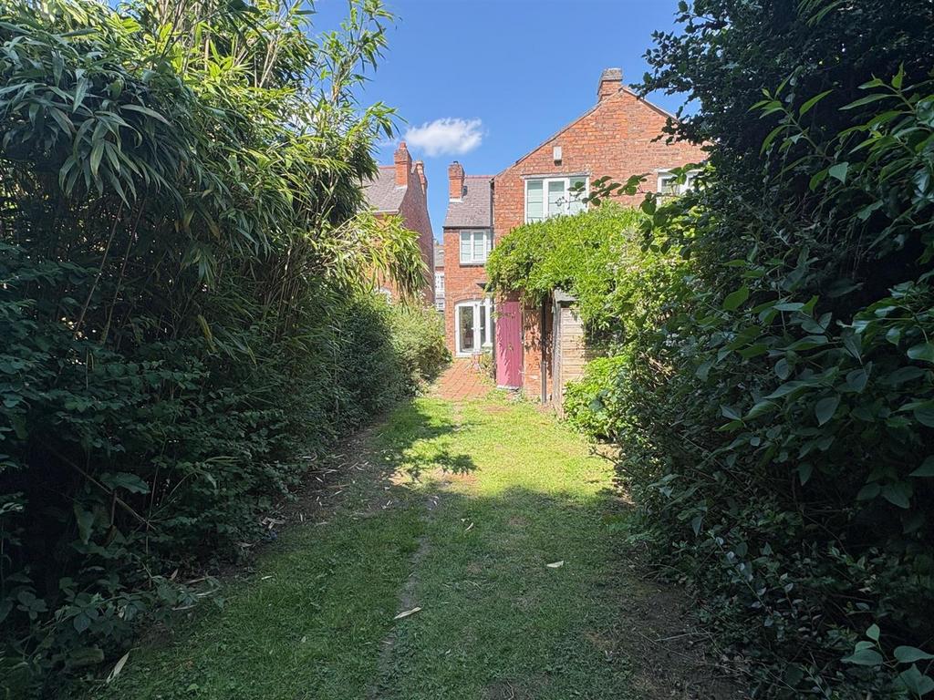 Garden 2.jpg
